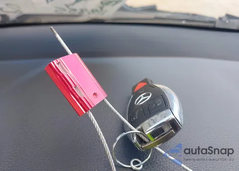 2011 Mercedes-Benz E 350 4Matic из США, поврежденный, VIN WDDHF8HB6BA301087